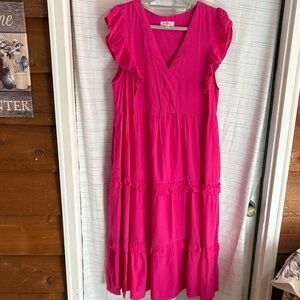 Entro Vibrant Pink Midi Dress